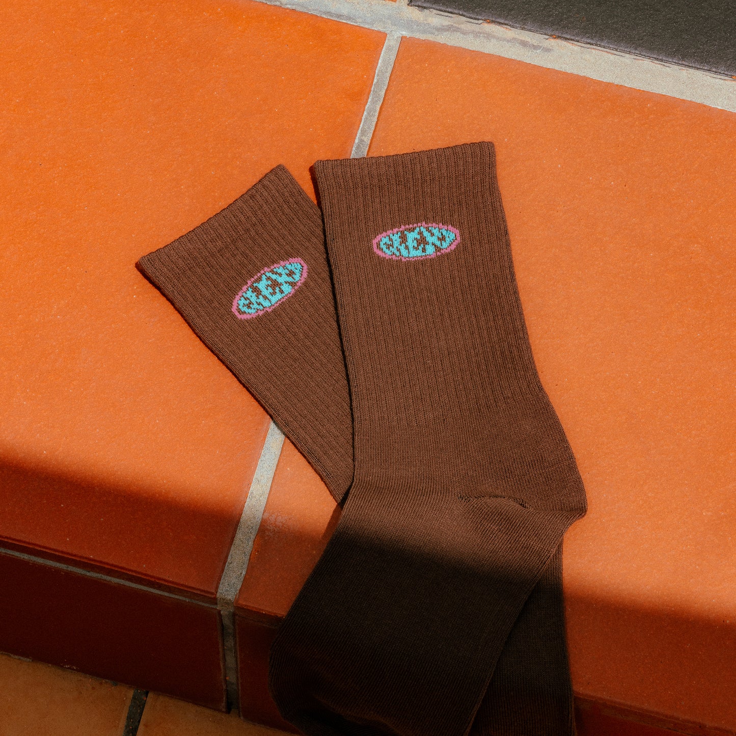 NO-VACANCY CREW SOCKS TRIO