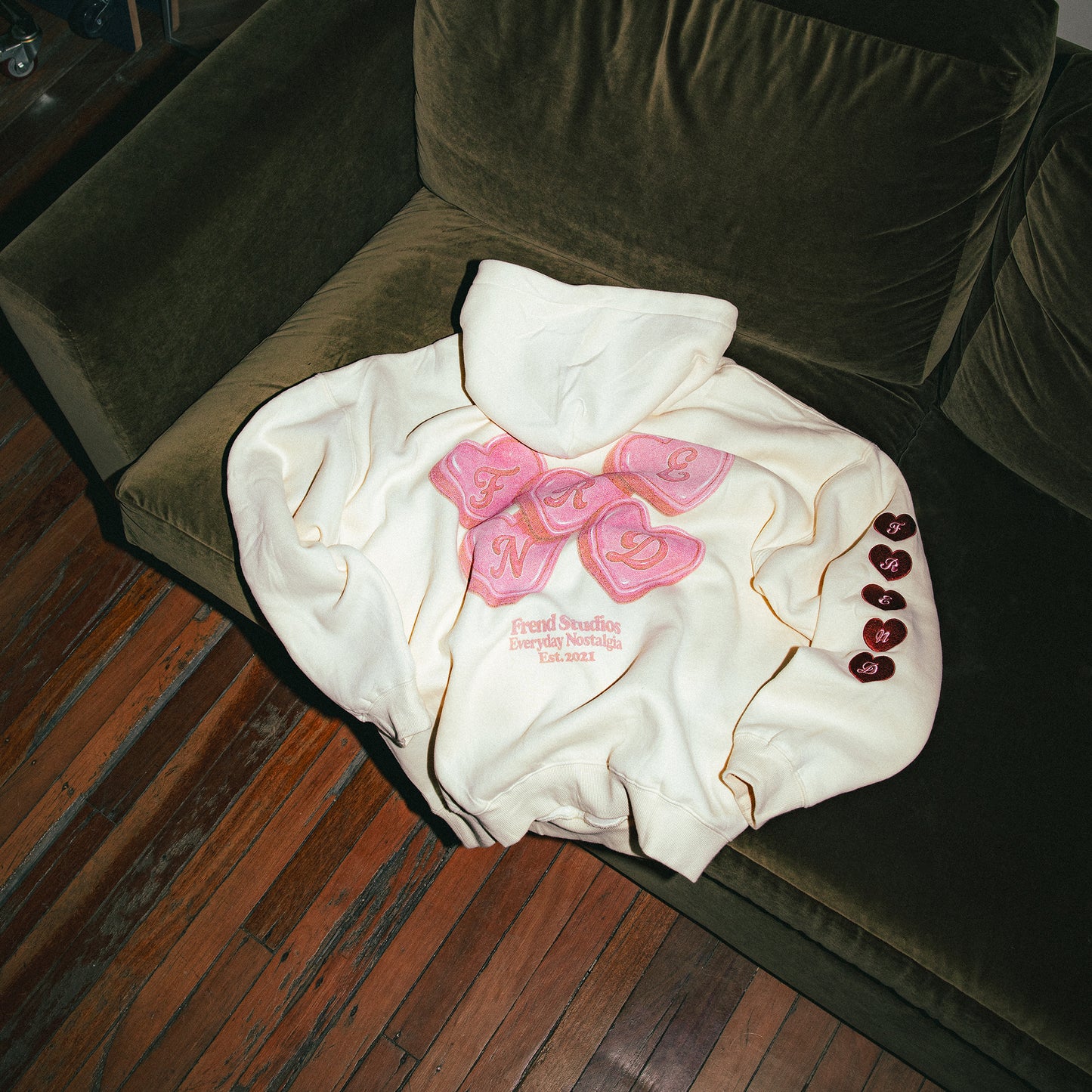 CANDY HEARTS HOODIE - CREAM