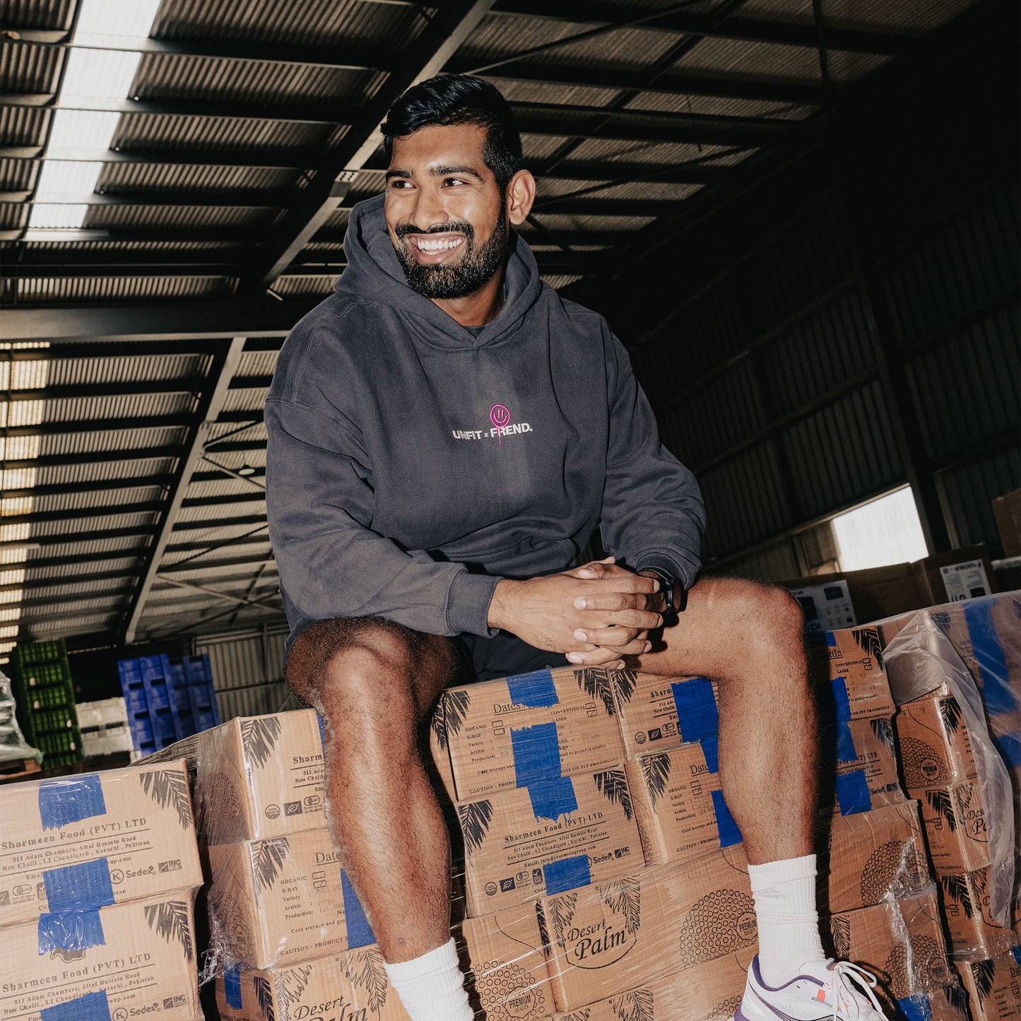 FREND X UNFIT HOODIE CHARCOAL