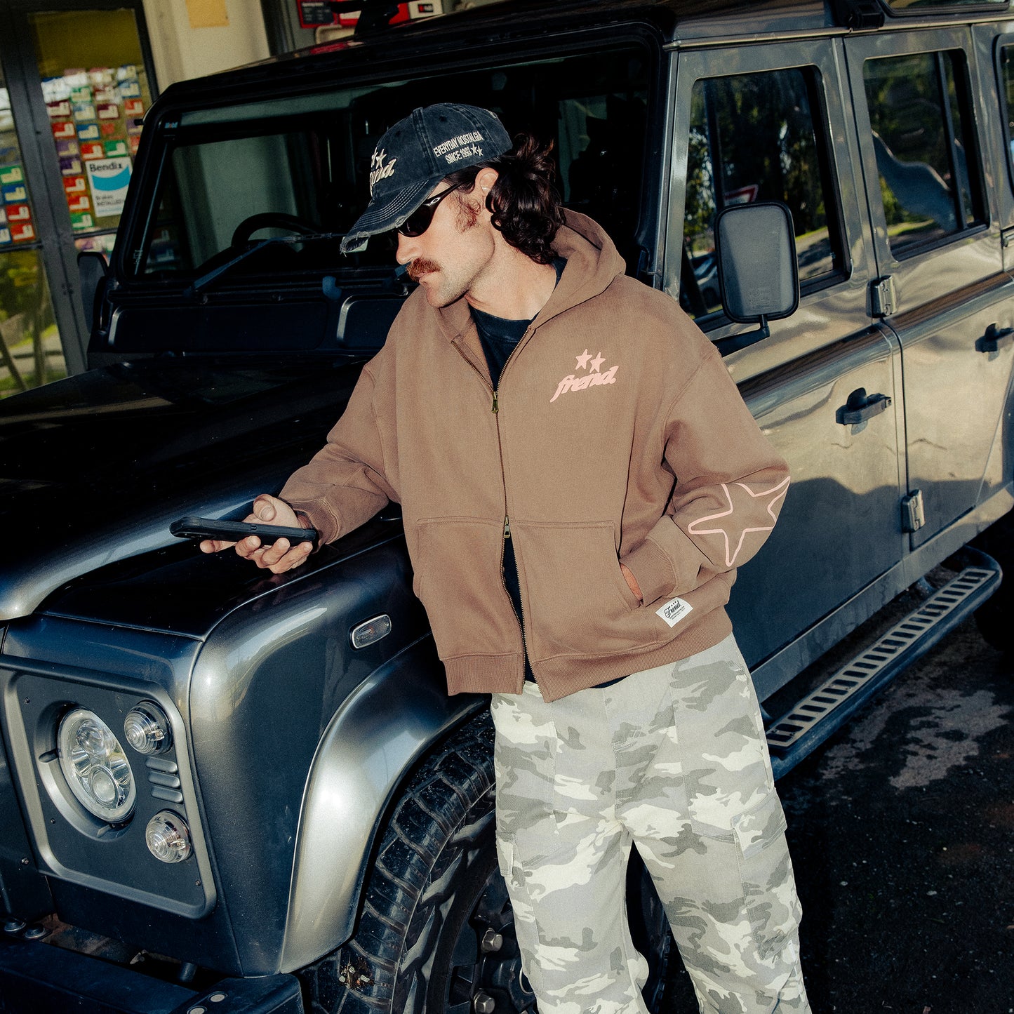 STARDUST ZIP HOODIE - COFFEE